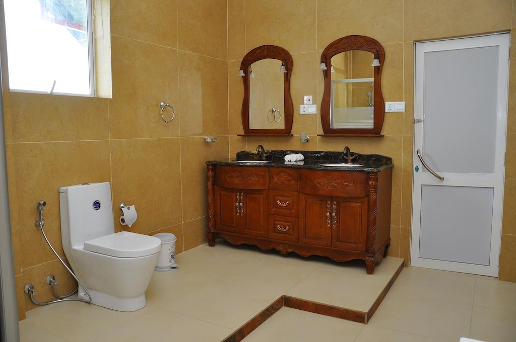 Hotel East Lagoon Batticaloa Zimmer foto
