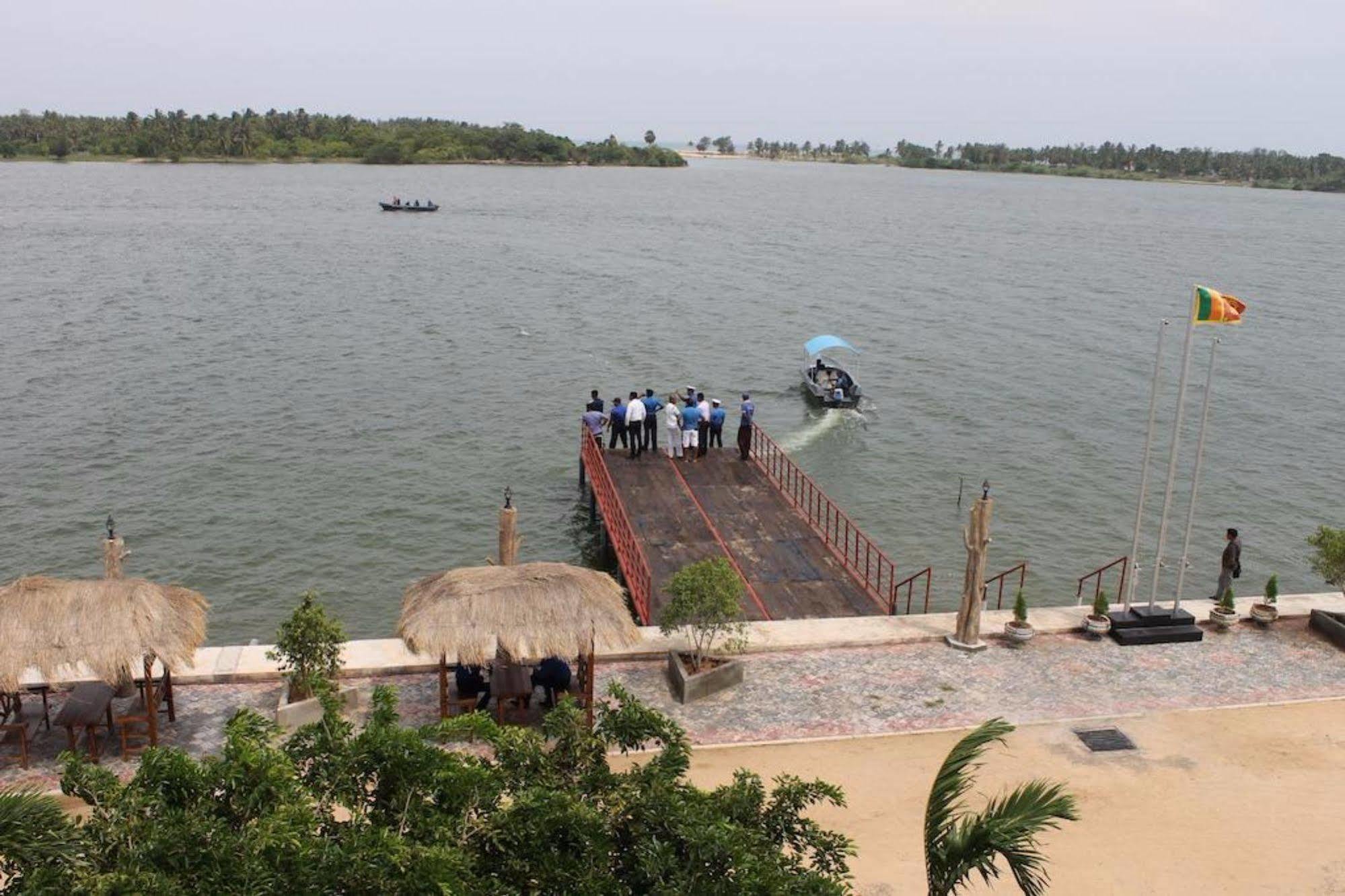 Hotel East Lagoon Batticaloa Exterior foto